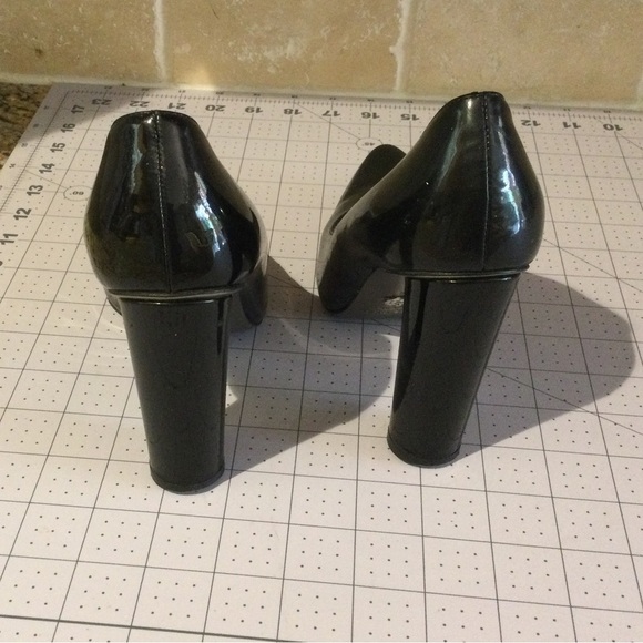 Dolce & Gabbana black high heels - Picture 4 of 6